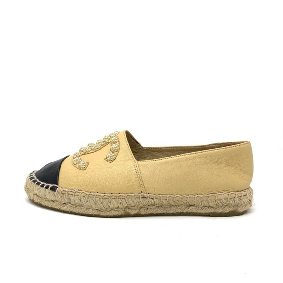 ❌SOLD❌Chanel Embellished CC Espadrilles - Picture 5 of 7